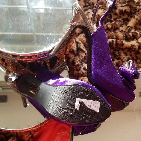 NWOT Vibrant purple fun shoes - Picture 4 of 7